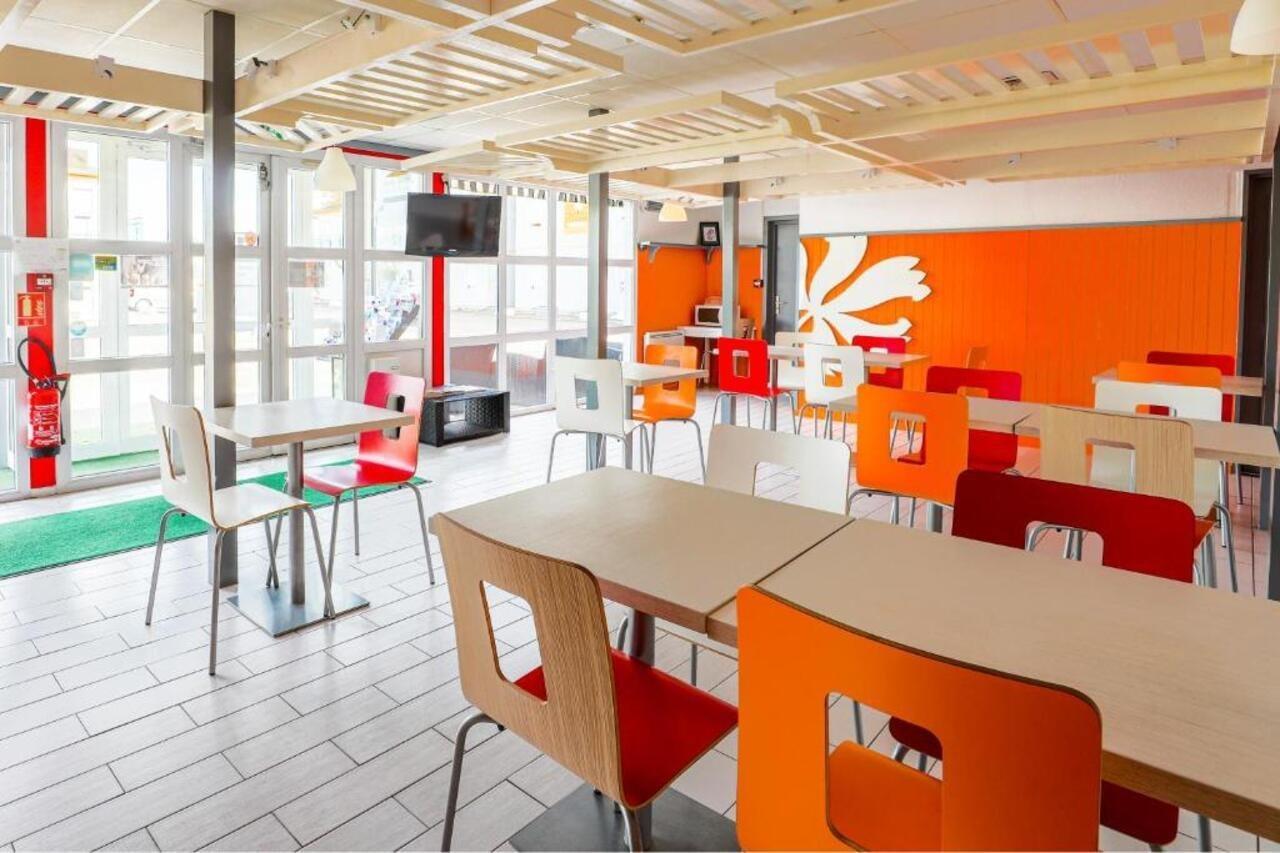 Première Classe Coignières Esterno foto